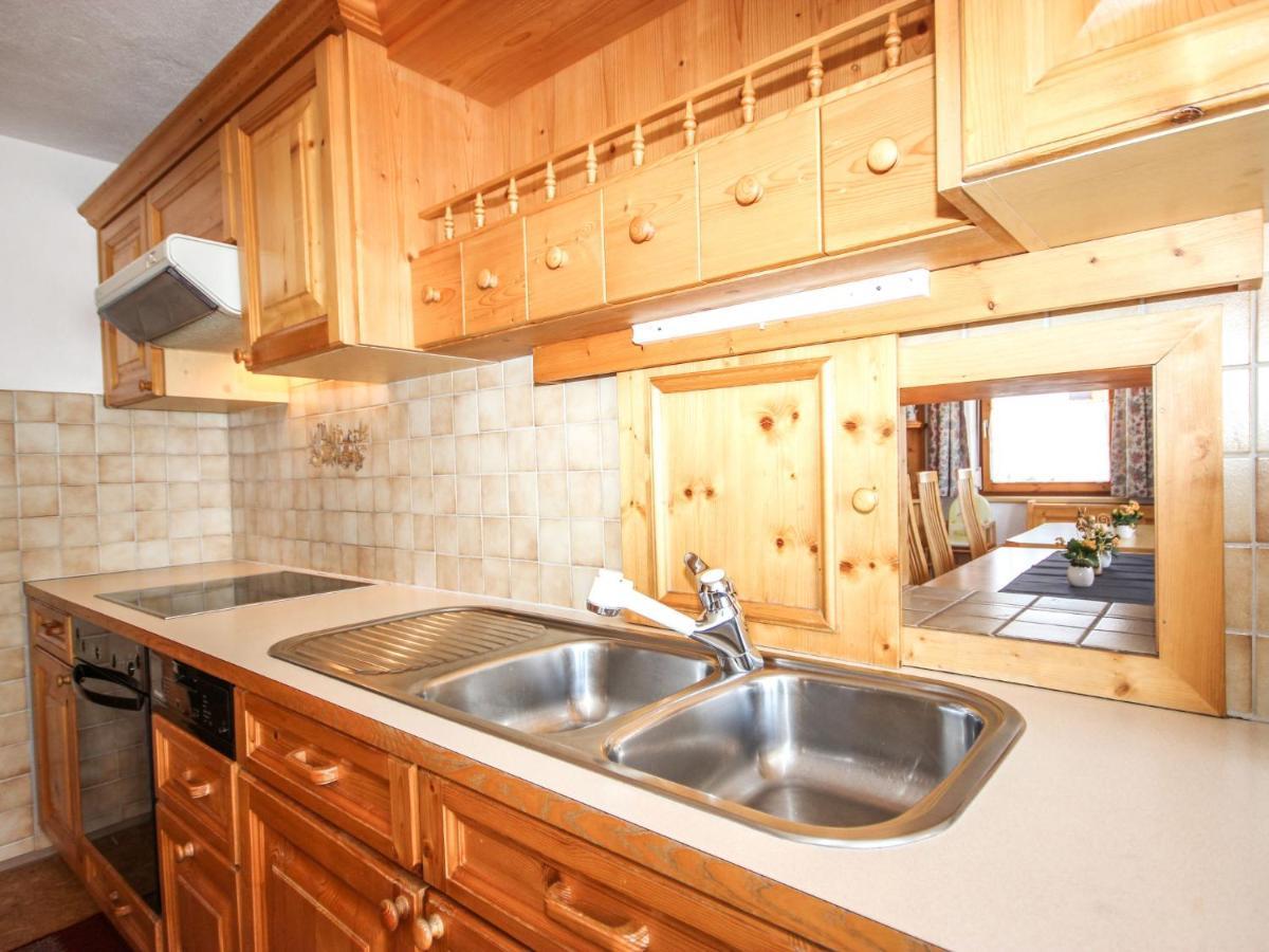 Holiday Home Hoelzl By Interhome Флирш Екстериор снимка