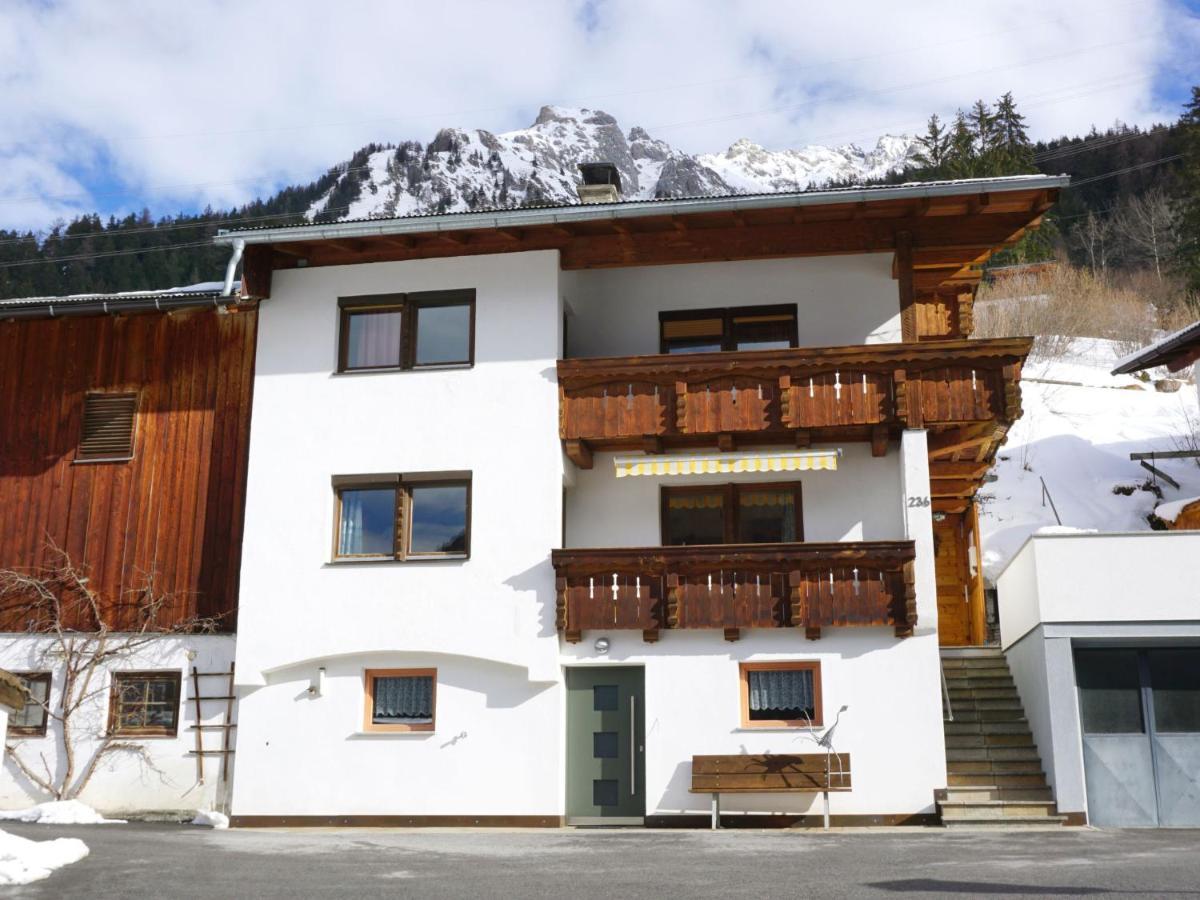 Holiday Home Hoelzl By Interhome Флирш Екстериор снимка