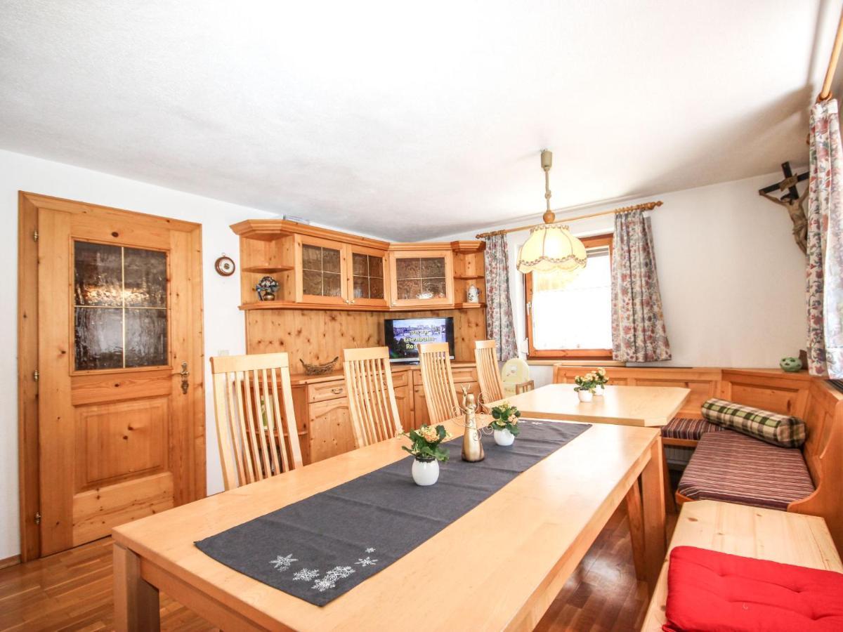 Holiday Home Hoelzl By Interhome Флирш Екстериор снимка