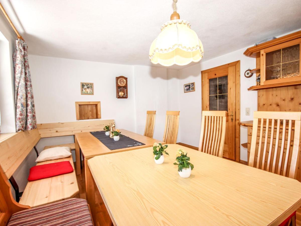 Holiday Home Hoelzl By Interhome Флирш Екстериор снимка
