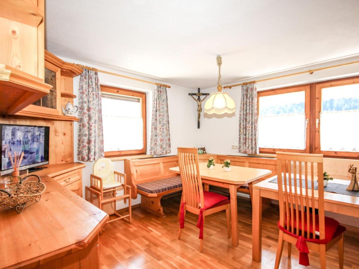 Holiday Home Hoelzl By Interhome Флирш Екстериор снимка